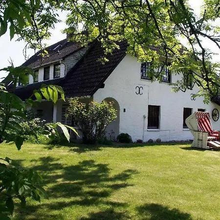 Апартаменты Landhaus-sutje-duenenglueck Санкт-Петер-Ординг