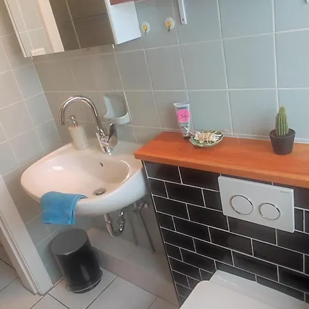 Landhaus-sutje-duenenglueck Апартаменты Санкт-Петер-Ординг